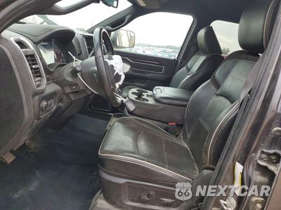 Zdjęcie 7 z 13 samochodu: 2022 RAM 2500 LARAMIE VIN:3C6UR5FL2NG235449 - miniatura