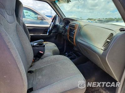 Zdjęcie 10 z 12 samochodu: 2002 FORD RANGER SUPER CAB VIN:1FTYR14V22PB19117 - miniatura