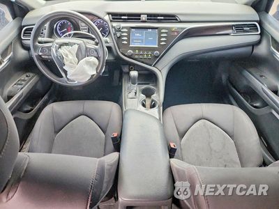 Zdjęcie 8 z 12 samochodu: 2018 TOYOTA CAMRY LE VIN:4T1B11HK3JU628660 - miniatura