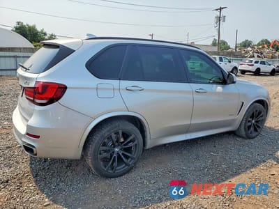Trzecie zdjęcie samochodu z tyłu: 2018 BMW X5 XDRIVE35I VIN:5UXKR0C53J0Y02497 - miniatura