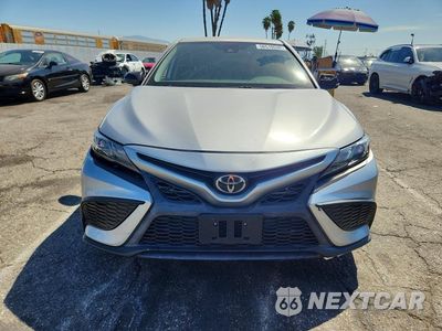 Piąte zdjęcie samochodu w środku: 2022 TOYOTA CAMRY SE NIGHTSHADE VIN:4T1G11AK5NU029605 - miniatura