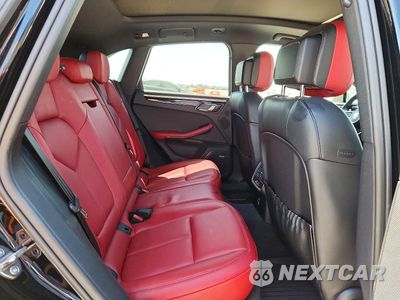 Zdjęcie 10 z 12 samochodu: 2024 PORSCHE MACAN BASE VIN:WP1AA2A5XRLB16646 - miniatura