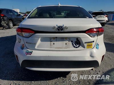 Zdjęcie 6 z 12 samochodu: 2021 TOYOTA COROLLA LE VIN:JTDEAMDE6MJ003971 - miniatura