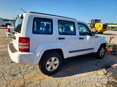 Trzecie zdjęcie samochodu z tyłu: 2012 JEEP LIBERTY SPORT VIN:1C4PJMAK0CW157130 - miniatura