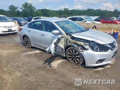 Czwarte zdjęcie samochodu z boku: 2018 NISSAN ALTIMA 2.5 SL VIN:1N4AL3AP3JC155611 - miniatura