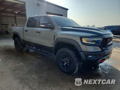 Czwarte zdjęcie samochodu z boku: 2021 RAM 1500 TRX VIN:1C6SRFU99MN832270 - miniatura