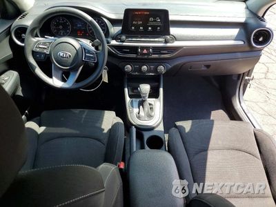 Zdjęcie 8 z 13 samochodu: 2020 KIA FORTE FE VIN:3KPF24AD8LE184354 - miniatura