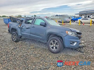 Czwarte zdjęcie samochodu z boku: 2016 CHEVROLET COLORADO Z71 VIN:1GCPTDE15G1346967 - miniatura