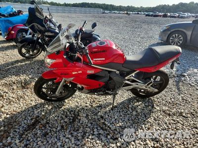 Trzecie zdjęcie samochodu z tyłu: 2009 KAWASAKI EX650 C VIN:JKAEXEC149DA27398 - miniatura