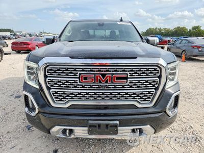 Piąte zdjęcie samochodu w środku: 2021 GMC SIERRA K1500 DENALI VIN:3GTU9FEDXMG207812 - miniatura