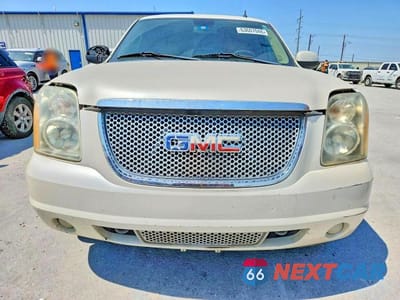 Zdjęcie 6 z 15 samochodu: 2011 GMC YUKON DENALI VIN:1GKS2EEF6BR202874 - miniatura