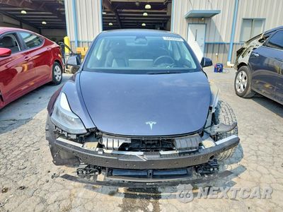 Piąte zdjęcie samochodu w środku: 2023 TESLA MODEL 3 VIN:5YJ3E1EA5PF641761 - miniatura