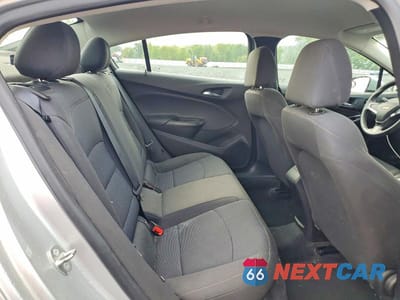Zdjęcie 10 z 12 samochodu: 2018 CHEVROLET CRUZE LS VIN:1G1BC5SM6J7221469 - miniatura