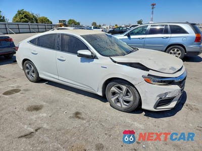 Czwarte zdjęcie samochodu z boku: 2020 HONDA INSIGHT EX VIN:19XZE4F53LE008205 - miniatura