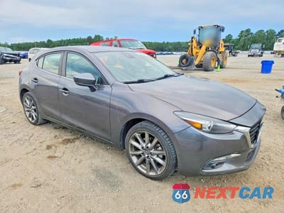 Czwarte zdjęcie samochodu z boku: 2018 MAZDA 3 VIN:3MZBN1M33JM199691 - miniatura