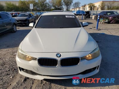 Piąte zdjęcie samochodu w środku: 2012 BMW 328 I SULEV VIN:WBA3C1C50CF433124 - miniatura