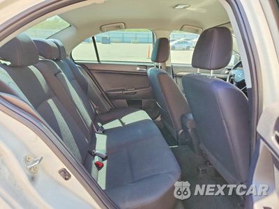 Zdjęcie 10 z 13 samochodu: 2015 MITSUBISHI LANCER SE VIN:JA32V2FW5FU005888 - miniatura