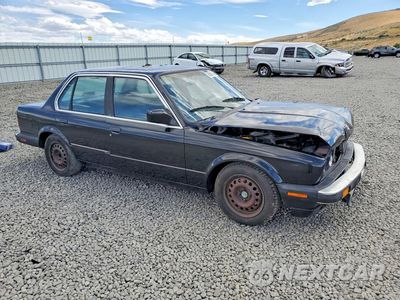 Czwarte zdjęcie samochodu z boku: 1986 BMW 325 E AUTOMATIC VIN:WBAAE6404G1701161 - miniatura