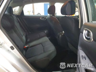 Zdjęcie 10 z 13 samochodu: 2018 NISSAN SENTRA SV VIN:3N1AB7AP7JY249568 - miniatura