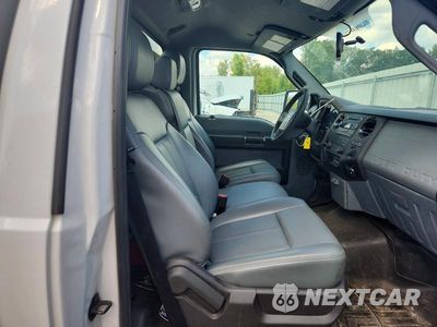 Zdjęcie 10 z 12 samochodu: 2016 FORD F550 SUPER DUTY VIN:1FDUF5GY3GEC07435 - miniatura