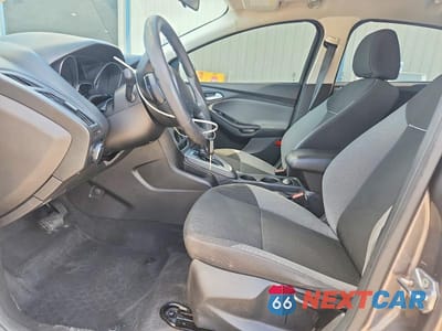 Zdjęcie 7 z 12 samochodu: 2013 FORD FOCUS SE VIN:1FADP3F2XDL195140 - miniatura