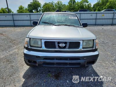 Piąte zdjęcie samochodu w środku: 2000 NISSAN FRONTIER XE-V6 VIN:1N6ED26Y9YC379106 - miniatura