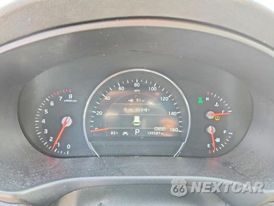 Zdjęcie 9 z 13 samochodu: 2019 KIA SORENTO SX V6 VIN:5XYPKDA50KG502594 - miniatura