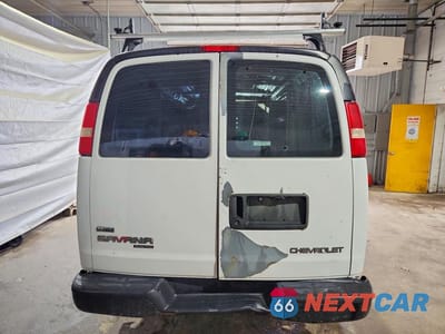Zdjęcie 6 z 13 samochodu: 2011 GMC SAVANA G2500 VIN:1GTW7FBA2B1114965 - miniatura