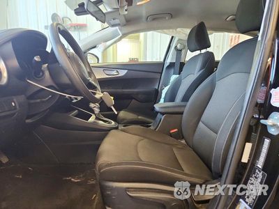 Zdjęcie 7 z 12 samochodu: 2024 KIA FORTE LXS VIN:3KPF24AD8RE793257 - miniatura