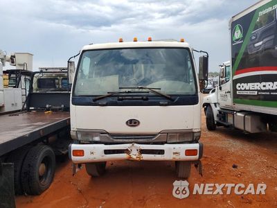 Piąte zdjęcie samochodu w środku: 1999 UD UD2300 REFUSE TRUCK VIN:JNALC43H4XGN50061 - miniatura