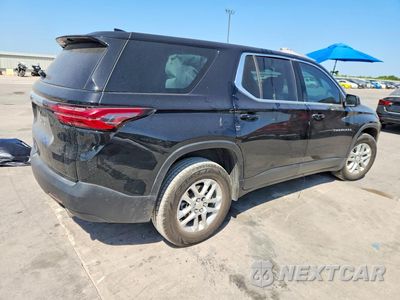 Trzecie zdjęcie samochodu z tyłu: 2022 CHEVROLET TRAVERSE LS VIN:1GNERFKW0NJ113309 - miniatura