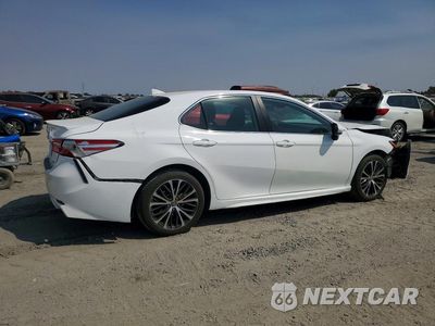 Trzecie zdjęcie samochodu z tyłu: 2020 TOYOTA CAMRY SE VIN:4T1G11AK3LU312792 - miniatura