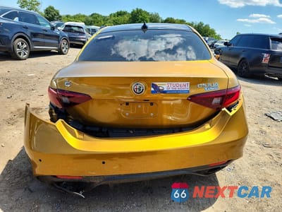 Zdjęcie 6 z 12 samochodu: 2022 ALFA ROMEO GIULIA SUPER VIN:ZARFANBN6N7653515 - miniatura