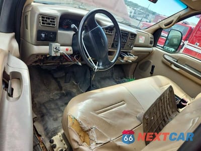 Zdjęcie 8 z 13 samochodu: 2002 FORD F350 SUPER DUTY VIN:1FDWF37F72EA31560 - miniatura