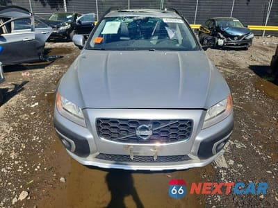 Piąte zdjęcie samochodu w środku: 2015 VOLVO XC70 T6 PREMIER+ VIN:YV4902NC1F1189179 - miniatura