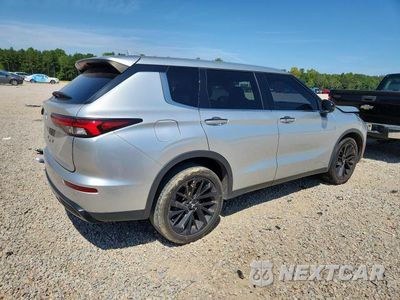 Trzecie zdjęcie samochodu z tyłu: 2022 MITSUBISHI OUTLANDER SE VIN:JA4J3UA85NZ063356 - miniatura