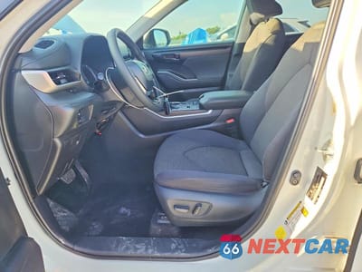 Zdjęcie 7 z 12 samochodu: 2020 TOYOTA HIGHLANDER HYBRID LE VIN:5TDZARAH8LS501121 - miniatura