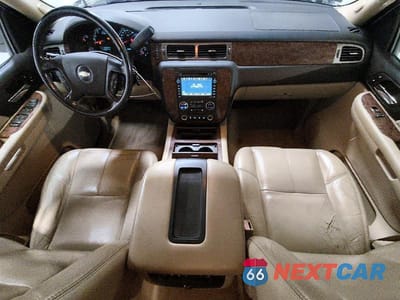 Zdjęcie 8 z 13 samochodu: 2007 CHEVROLET SUBURBAN K1500 VIN:1GNFK16347J278648 - miniatura
