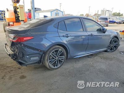 Trzecie zdjęcie samochodu z tyłu: 2026 TOYOTA CAMRY XSE VIN:4T1DAACKXTU755120 - miniatura