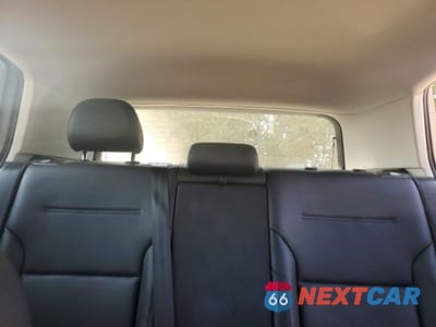 Zdjęcie 10 z 14 samochodu: 2019 VOLKSWAGEN GOLF S VIN:3VWG57AU9KM031982 - miniatura