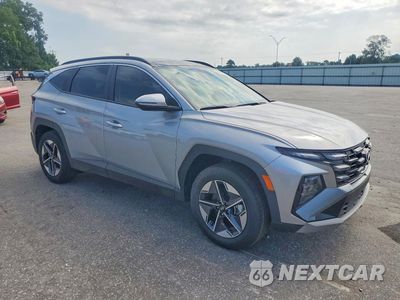 Czwarte zdjęcie samochodu z boku: 2025 HYUNDAI TUCSON SEL CONVENIENCE VIN:KM8JCDD13SU277089 - miniatura