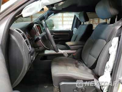 Zdjęcie 7 z 12 samochodu: 2020 RAM 1500 BIG HORN/LONE STAR VIN:1C6RRFFG9LN122617 - miniatura