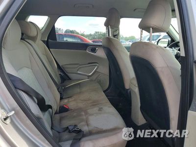 Zdjęcie 10 z 12 samochodu: 2023 KIA SOUL LX VIN:KNDJ23AU1P7843305 - miniatura