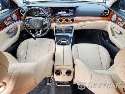 Zdjęcie 8 z 12 samochodu: 2018 MERCEDES-BENZ E 300 4MATIC VIN:WDDZF4KB3JA360778 - miniatura