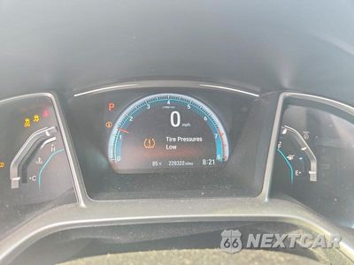 Zdjęcie 9 z 13 samochodu: 2016 HONDA CIVIC EX VIN:2HGFC2F7XGH553277 - miniatura
