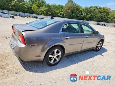 Trzecie zdjęcie samochodu z tyłu: 2012 CHEVROLET MALIBU 1LT VIN:1G1ZC5E05CF150930 - miniatura