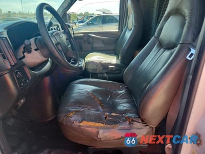Zdjęcie 7 z 13 samochodu: 2007 CHEVROLET EXPRESS G1500 VIN:1GCFG15X371129615 - miniatura