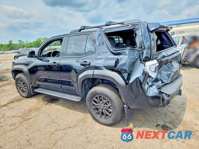 Drugie zdjęcie samochodu z przodu: 2025 TOYOTA 4RUNNER SR5 VIN:JTEVA5BR7S5045823 - miniatura