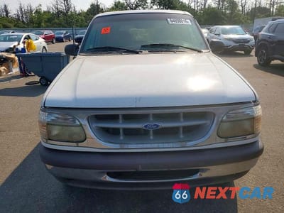 Piąte zdjęcie samochodu w środku: 1997 FORD EXPLORER VIN:1FMDU35P8VZA78876 - miniatura