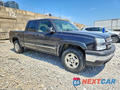 Czwarte zdjęcie samochodu z boku: 2005 CHEVROLET SILVERADO K1500 VIN:2GCEK13T351142818 - miniatura